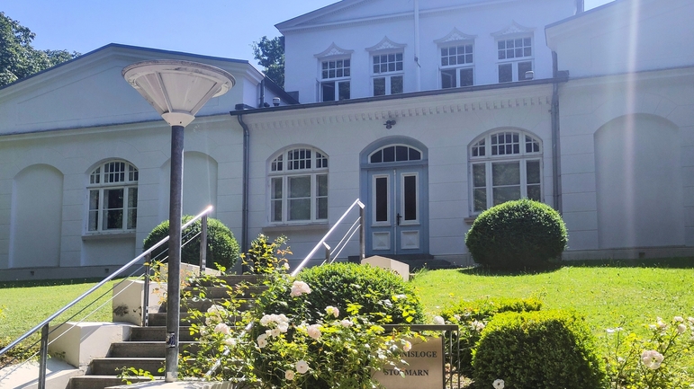 Hotel Vier Jahreszeiten - der Glanz des neuen Morgens