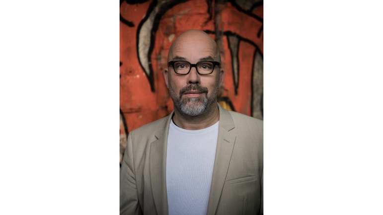 Kabarett & Kanapee präsentiert: LUTZ VON ROSENBERG LIPINSKY - KEINE BEWEGUNG ! Ein satirisches Workout